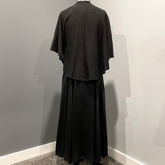 3 Piece Laura Black Dress - Picture 5 of 10